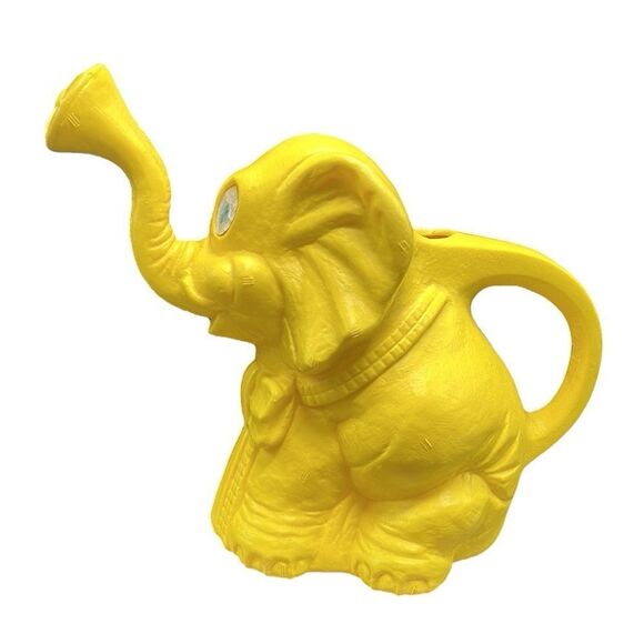 Vintage Watering Can Elephant OHIO ART Yellow Plastic Blow Mold Gardening - Picture 4 of 12